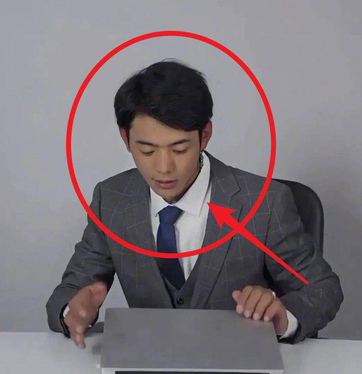 总而言之,这次穿西服的丁真再一次受到大家的关注