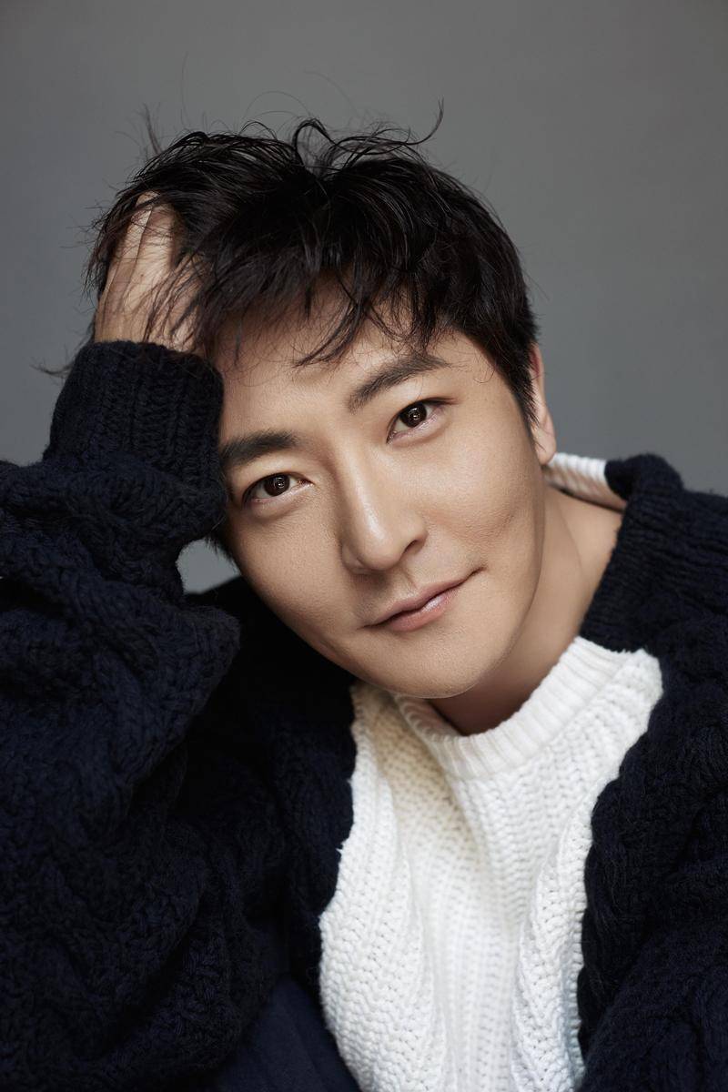 上海这一夜,43岁的郭京飞,终于向丈母娘证明了自己_时候_陆毅_父亲