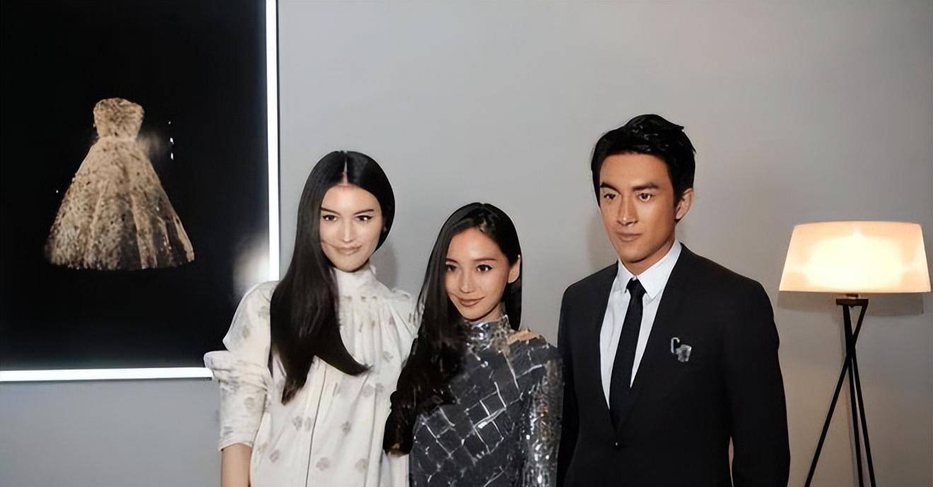 当何穗和杨颖同框的时候,"明星"和"超模"的气质真的是天壤之别_衣服