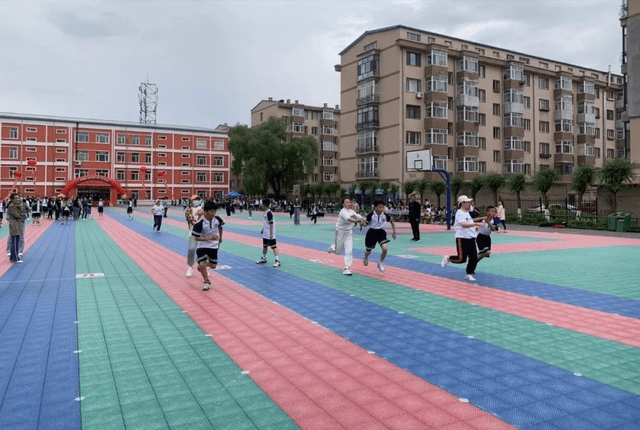 超燃 五常市五常镇第二小学开展家校亲子运动会_活动_加油声_校园
