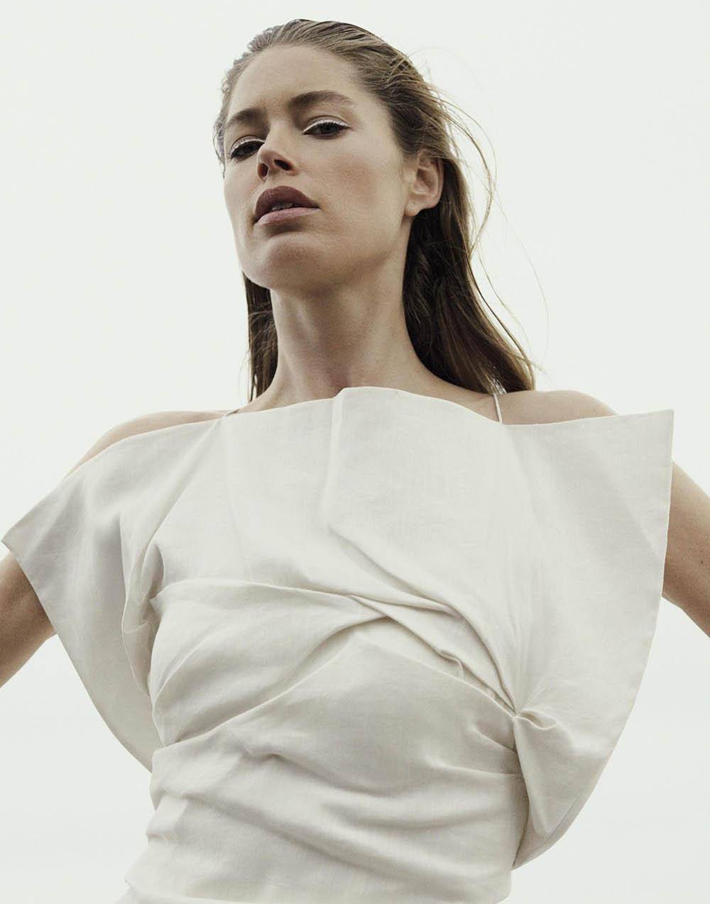 荷兰超模杜晨·科洛斯(doutzenkroes)拍摄时尚杂志大片