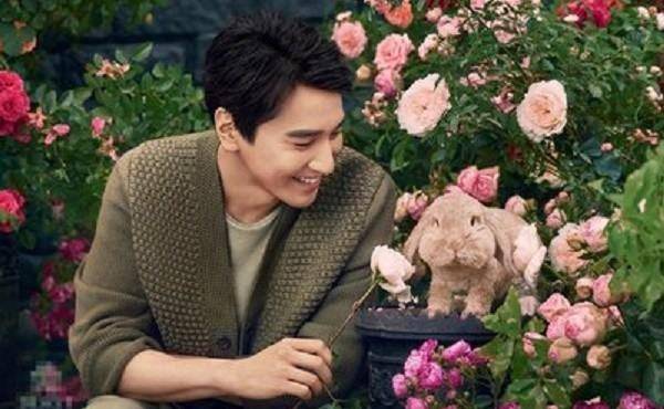 曾经饰演夜华的赵又廷如今的演艺生涯如何?_作品_父亲_三生三世