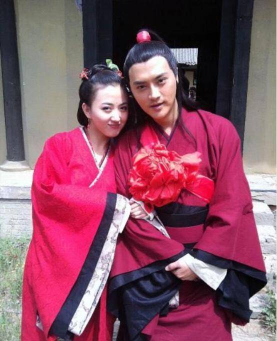 红极一时,与任泉陆毅并称"中戏三剑客",3次改名都没能翻红_刘东_事业