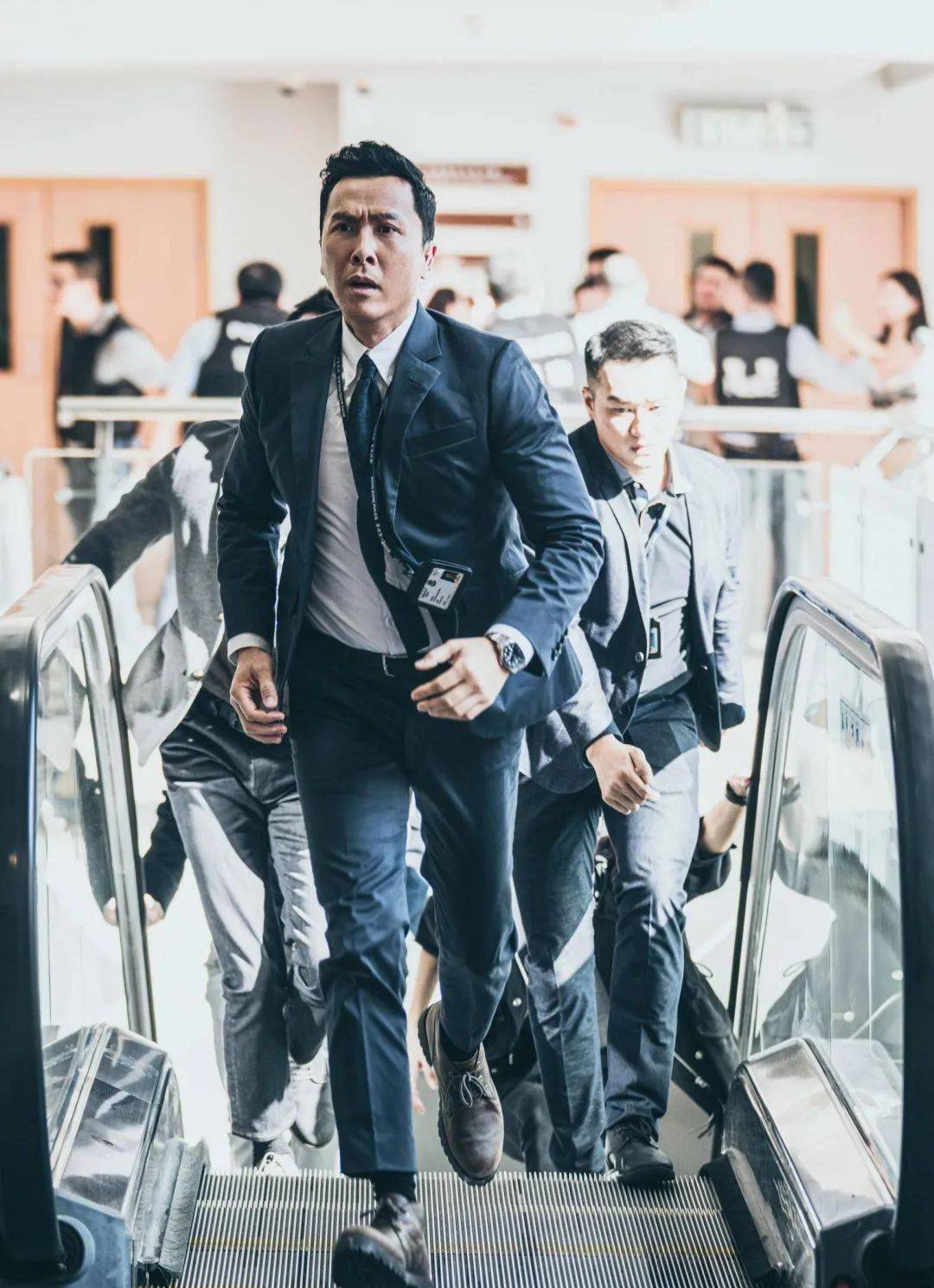 《冲锋队之怒火街头》,《我是谁》,《新警察故事》,《扫毒》……入行