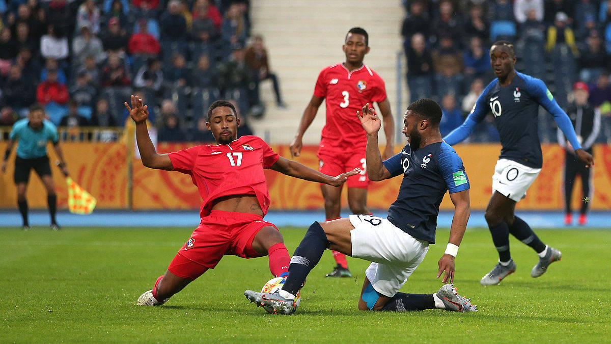 精选每日足球 荷乙 芬洛 vs 阿尔梅勒城 世青赛 美国u20 vs 新西兰u20