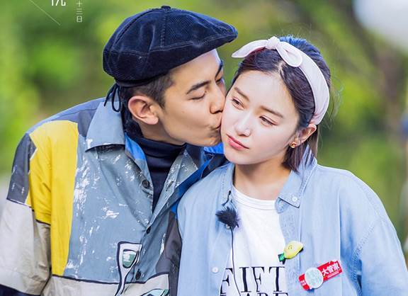 有谁注意阚清子男友的鞋?