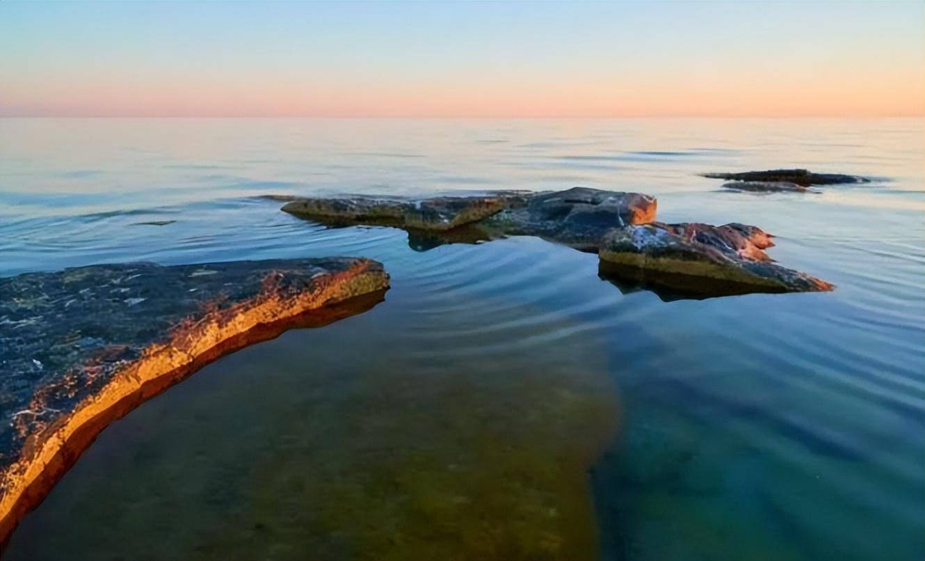 世界上最大的湖泊,面積比外國島國還大,相當於青海87個湖泊_裡海_水