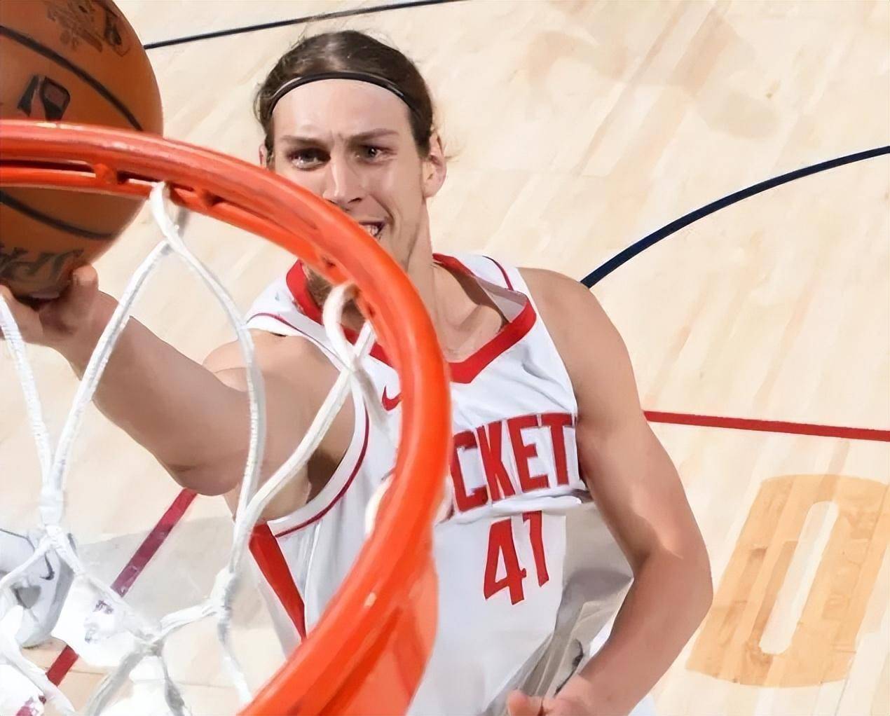 斯通送出2换1交易报价,奥利尼克重回休斯顿?_乌度卡_助理教练_主教练