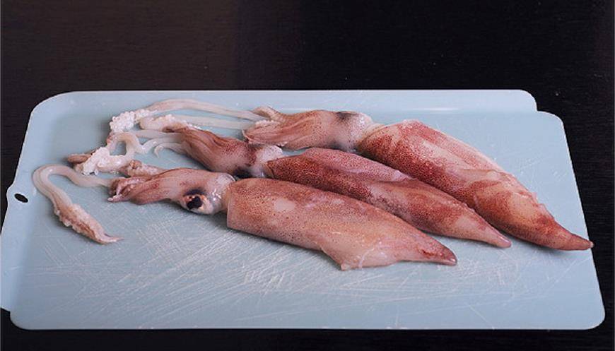 鱿鱼这样吃才叫享受,一人吃一盘不在话下,太香了!_小卷_内脏_小时候