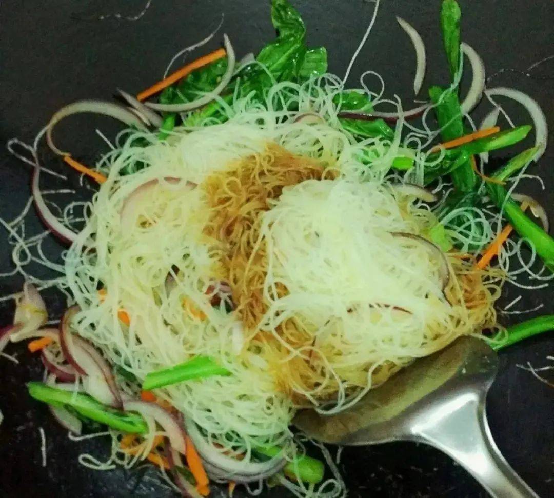 广华银丝米粉,居家必备健康食材.