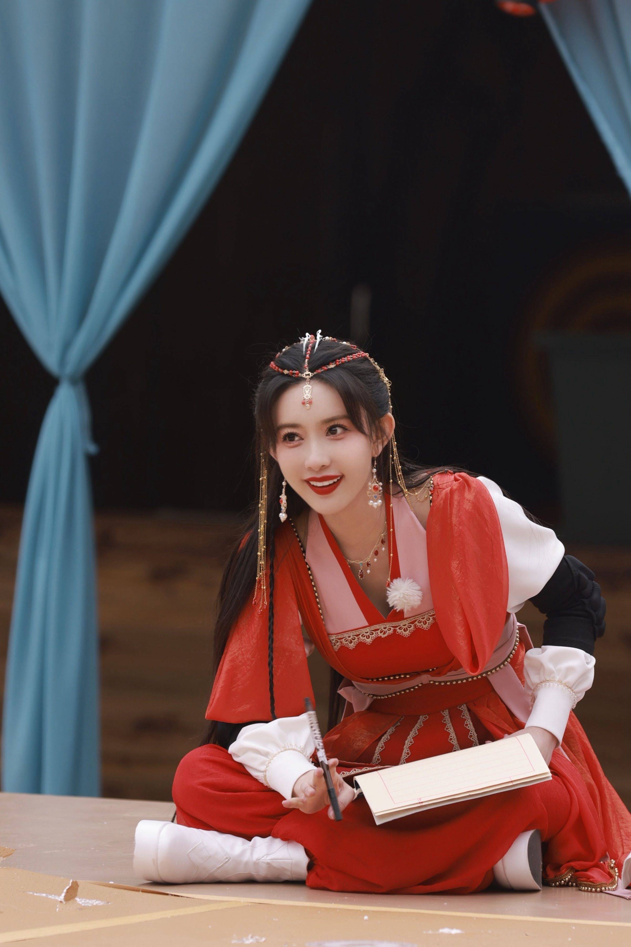 孟子义红色古装优雅写真_大片_孟婆_红衣