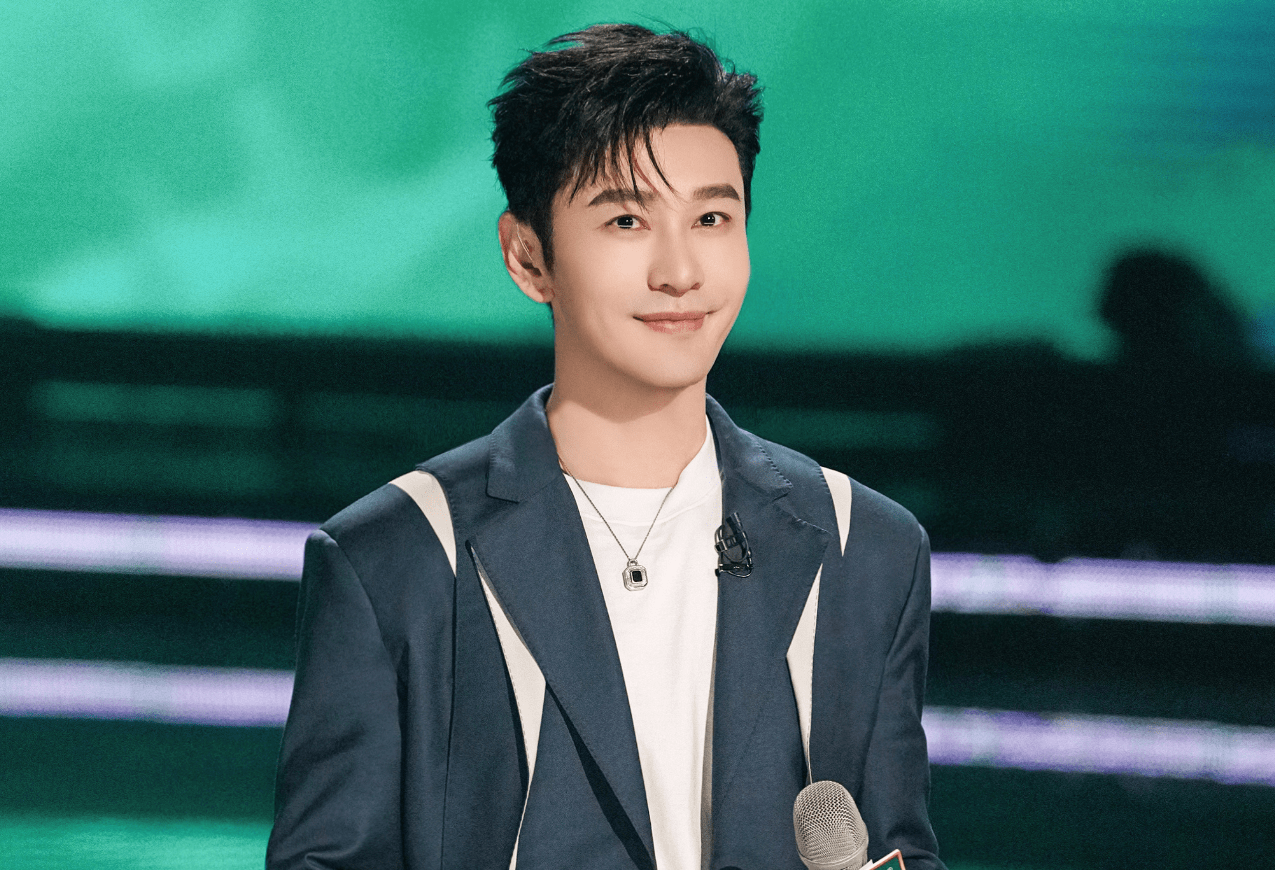 45岁黄晓明换女友?