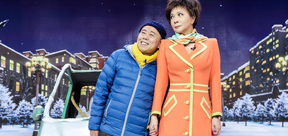 原来他就是蔡明儿子,37岁仍未婚未育,是蔡明的骄傲更是她的心病_丁丁