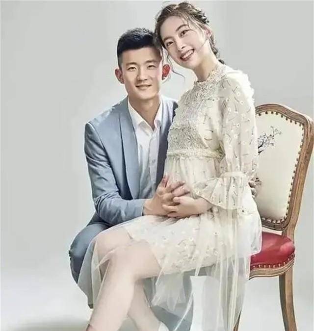 记得国羽女神王适娴吗?嫁给谌龙后生1娃,安置到体育局_奥运_恋情_因为
