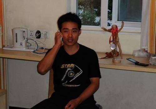 网曝卖艺体操冠军张尚武变窃贼扒包 已锒铛入狱_体操运动员张尚武_张尚武体操生涯