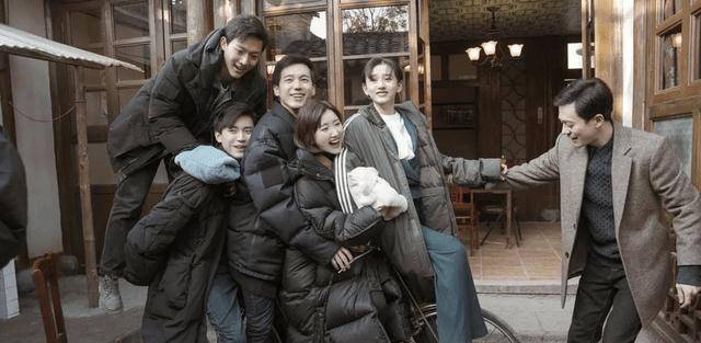 和《理想之城》掰手腕的剧来了,白宇毛晓彤主演,班底更是不简单_剧中