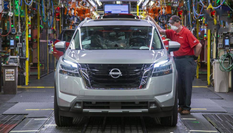 2022款日产"探路者"正式下线,换装全新9at变速箱,剑指汉兰达_搜狐汽车