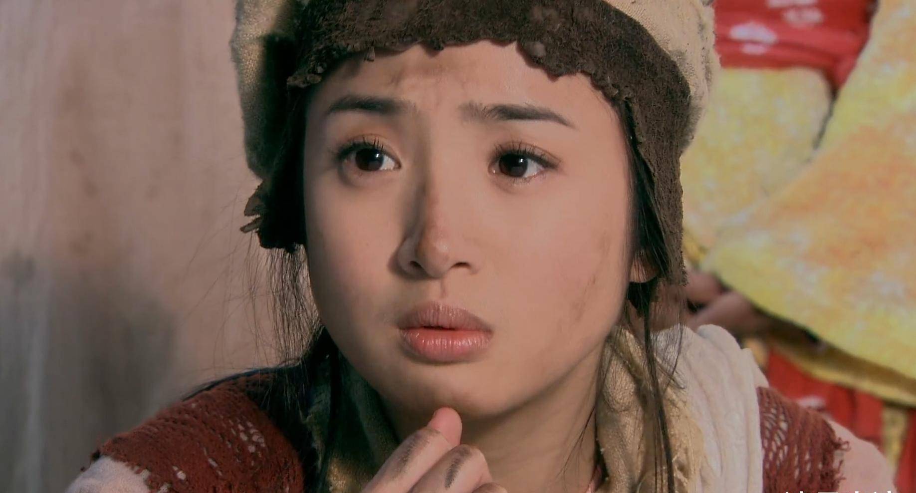 七版黄蓉女装出场,谁娇憨,谁灵动自然,谁才是惊艳了时光?