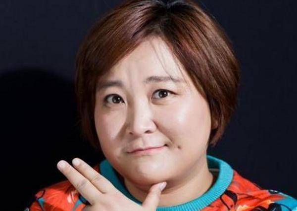 贾玲发文力挺,包贝尔新片成大黑马,这个翻身仗打得漂亮_票房_电影