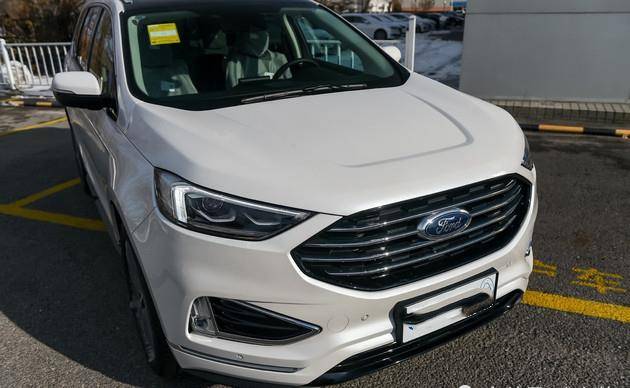 2020款"福特锐界"到店实拍,油耗明显降低,首搭"特斯拉"大屏!