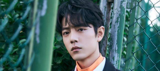 惊喜,肖战新装写真发布,粉丝毛衣成亮点,圈粉无数_视频_粉色_造型