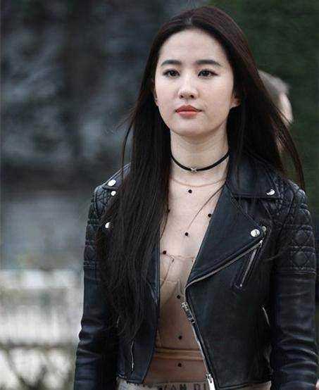 近照见光死,30岁的刘亦菲胖成这样,宋承宪怎么想_时候_脸型_变化