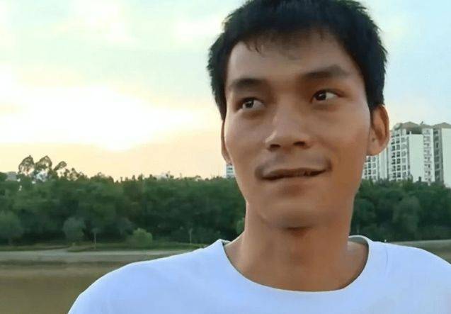 原创            高考钉子户！35岁男子为考清华复读14年，今年参加第15次高考-高考钉子户71岁考18次