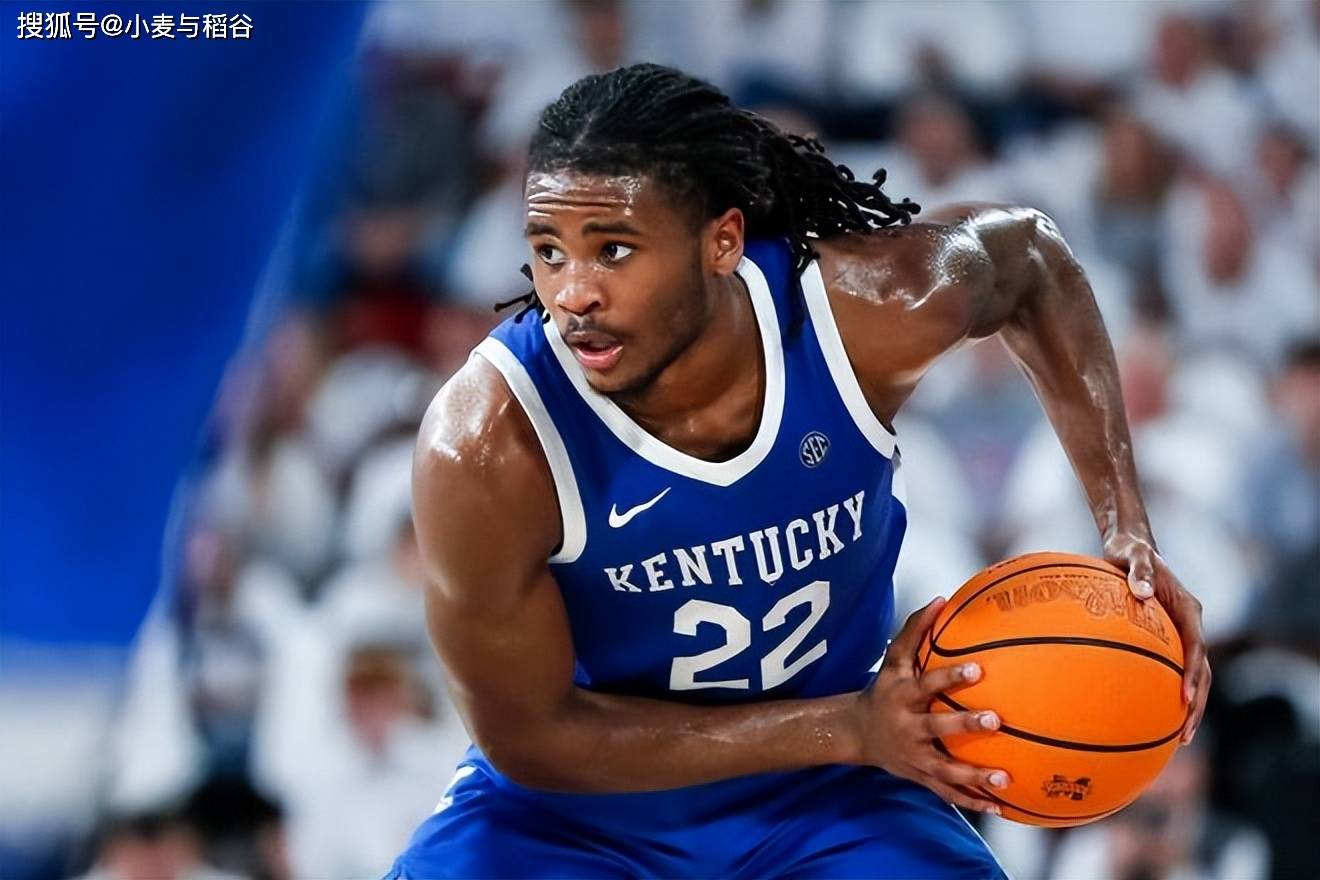 就是此前效力于肯塔基大学的大一后场新星卡森-华莱士(cason wallace)