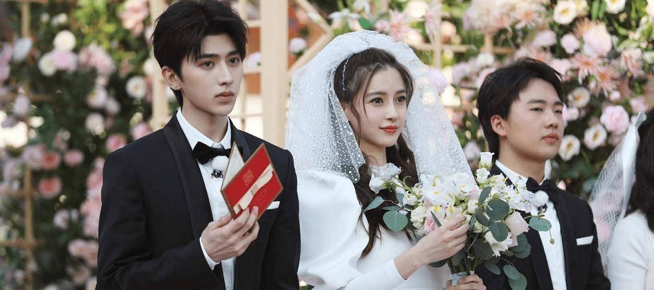 离开《奔跑吧》的王祖蓝,亏了吗?_头巾_李光洙_观众