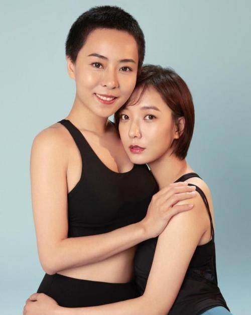 王珞丹的激荡爱情,靠清纯征服了8个男人,事业婚姻仍在低谷徘徊_姐姐