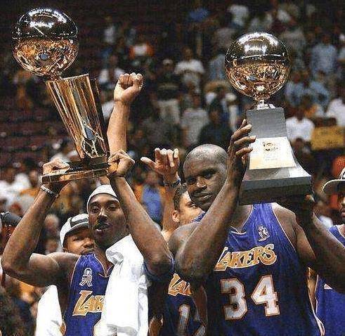 老鱼:00年奥尼尔才是真正单核夺冠,科比和他场均最大分差差23分_总