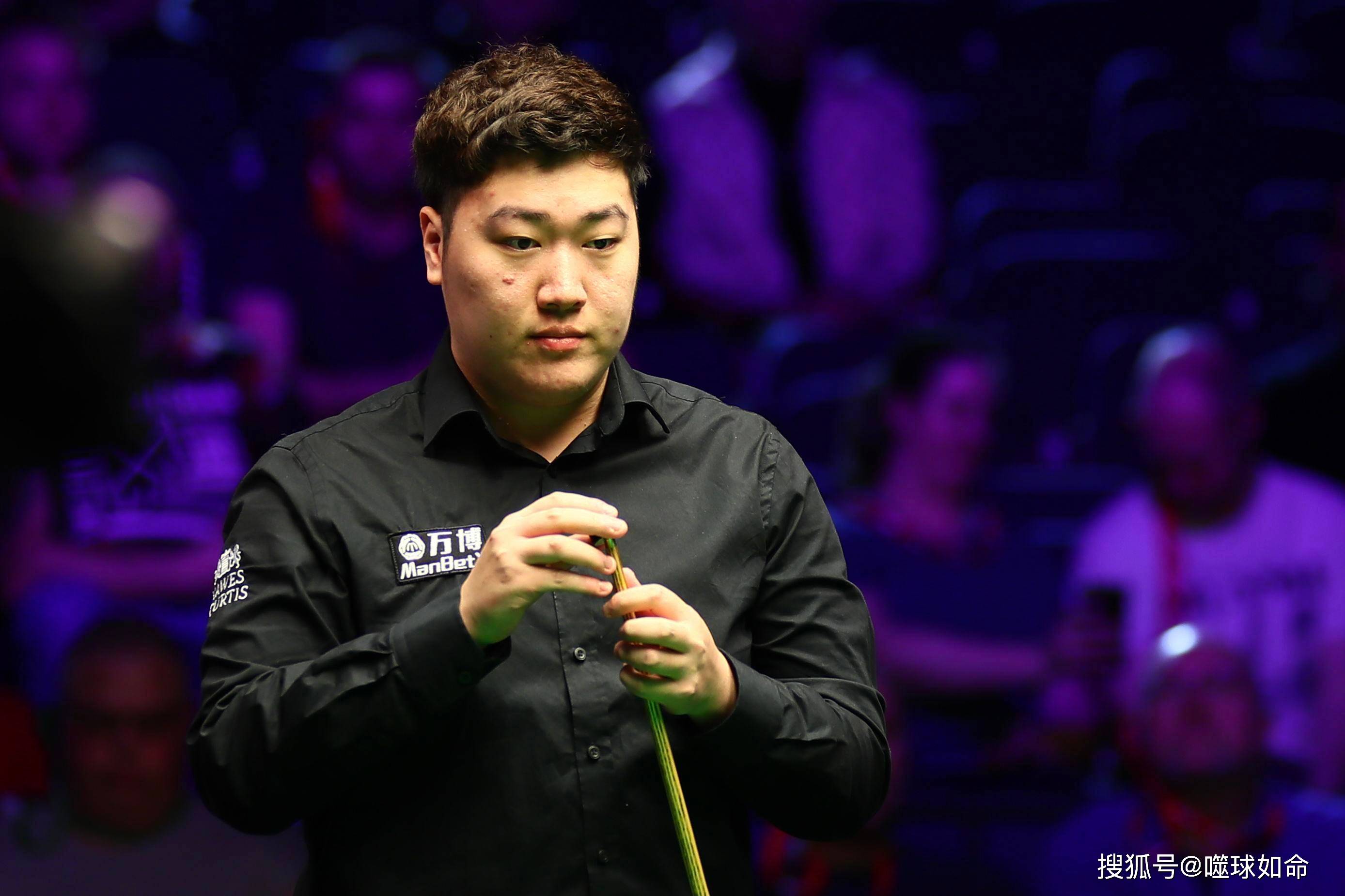 2. 李行被判处终身不得参加斯诺克比赛,并支付43,000英镑的费用.1.