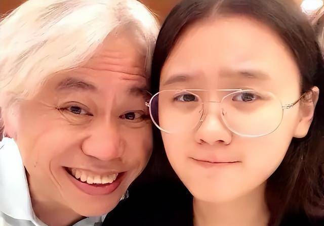 "爷孙恋"再掀波澜:李坤城儿子争家产,揭露二人相处内幕_林靖恩_李卓轩