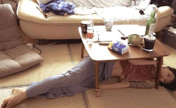 李诞老婆黑尾酱化身"邋遢鬼"!