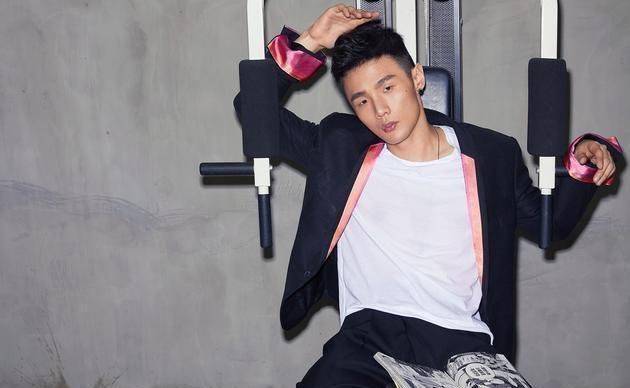 李荣浩发新歌《同根》,众网友称赞,为国民加油_杨丞琳_创作_全国