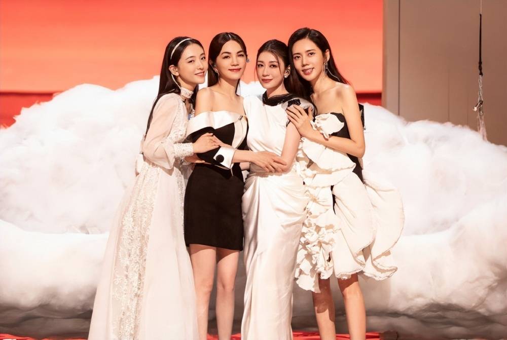 《浪姐4》吴倩退赛不意外,两个事件成导火索,三个方面得不偿失_姐姐