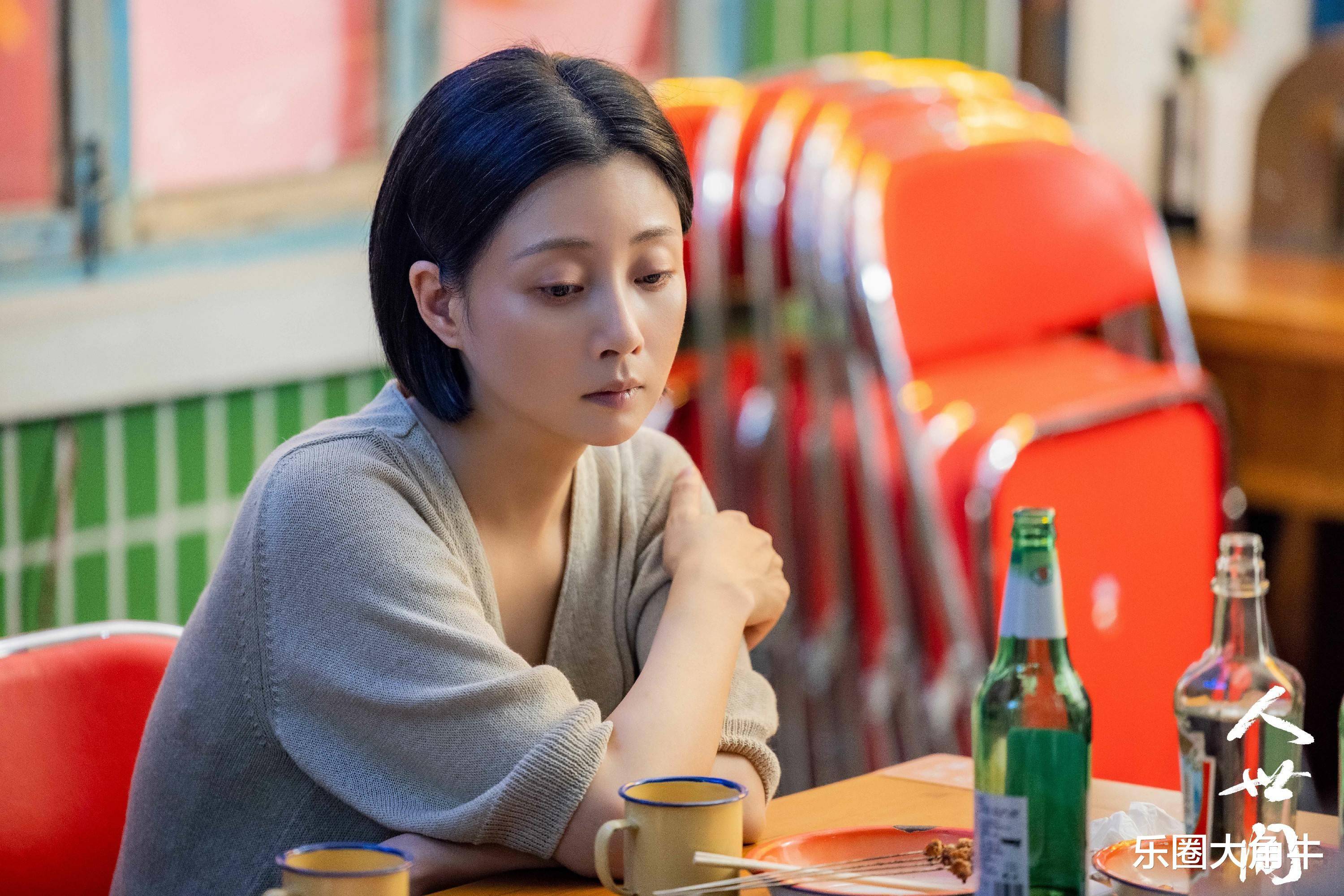 殷桃:被入狱的前夫拖累,与国足前锋李金羽恋爱,如今过得还好吗_时候