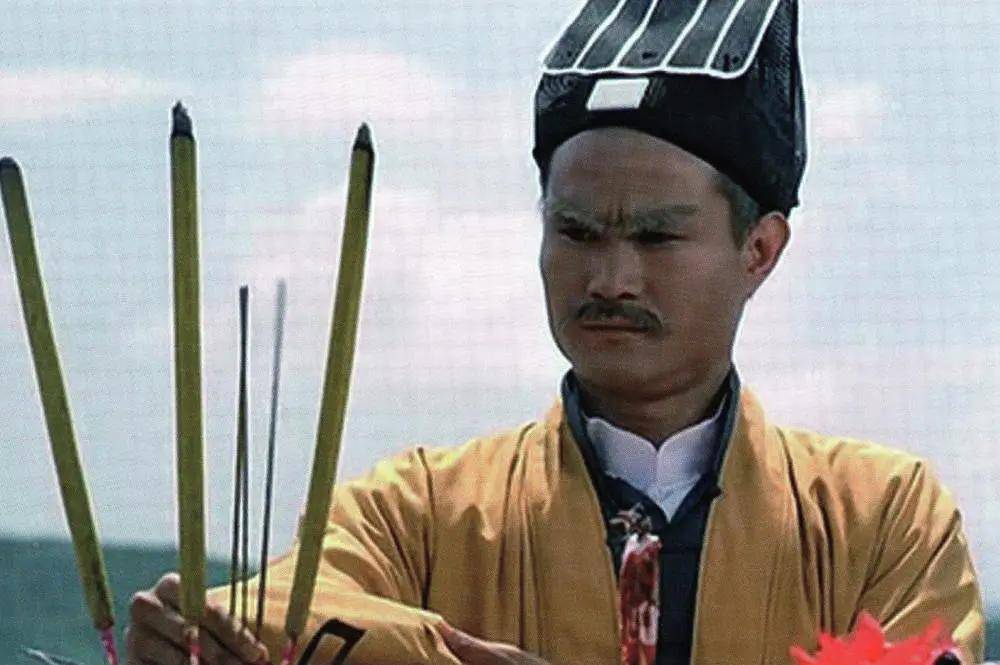 林正英去世后,再也拍不出经典的僵尸片,楼南光:林正英真会道法_钱小豪