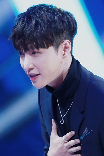 可酷可帅的男生发型,特别是最后一款,让你成为人群中的亮点_刘海很