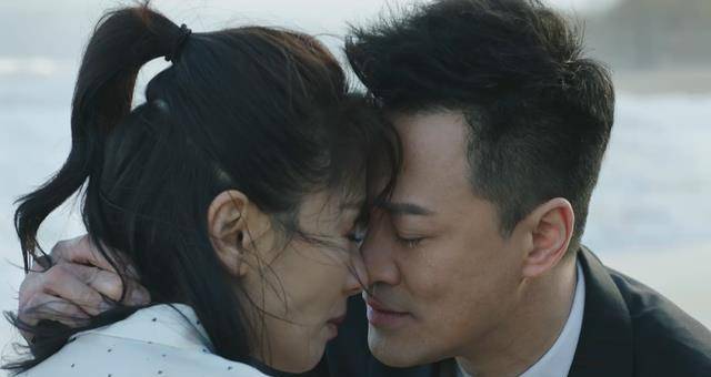 林峰在《星辰大海》的存在感十分尴尬,刘涛占据了剧中所有的热度_tvb