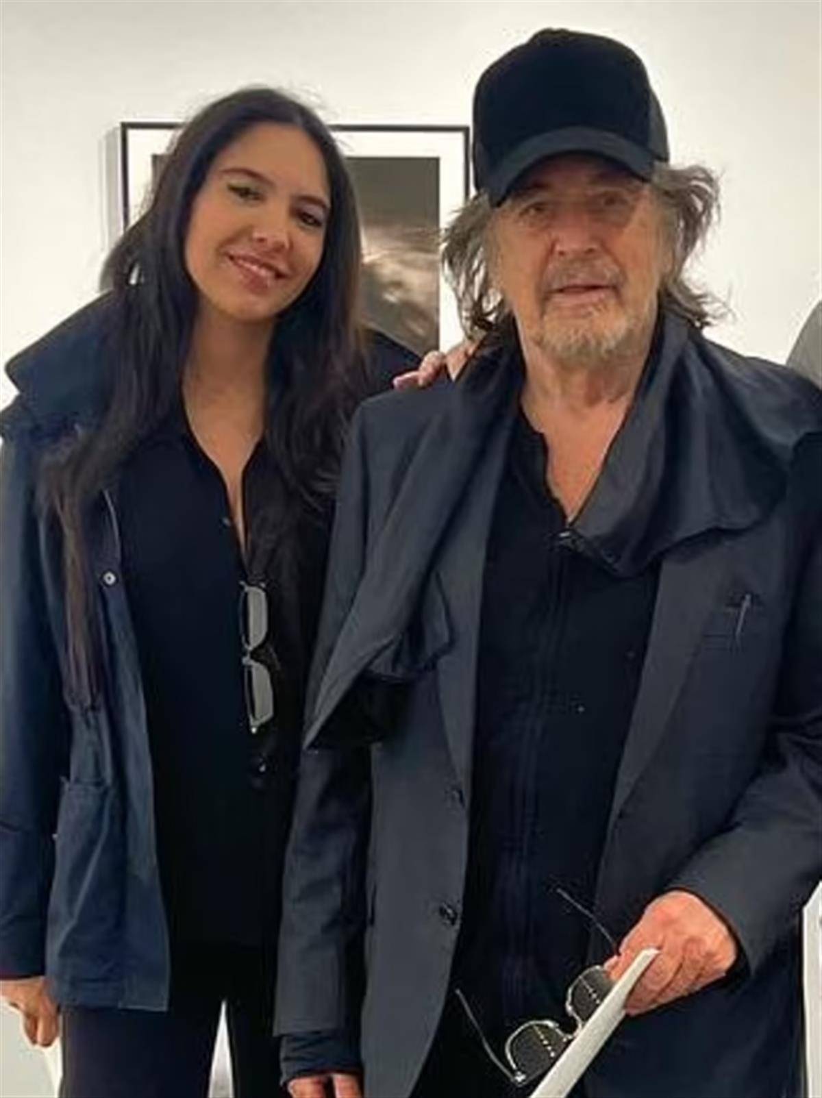 "教父"29岁女友称自己自然受孕,强调83岁的阿尔·帕西诺"很能干"_阿尔