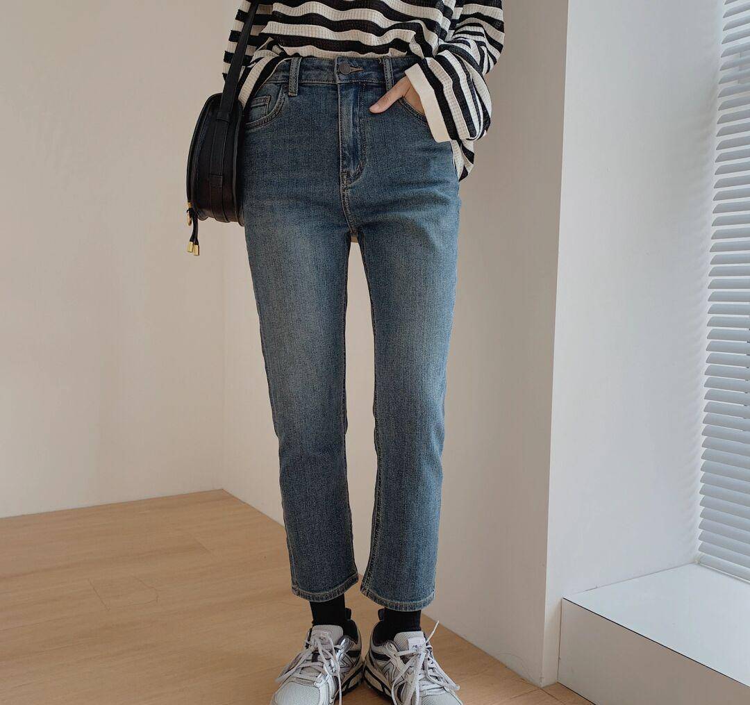 建议所有女生:春天穿牛仔裤就配这5双鞋子,时髦精致又日常_时尚_气质