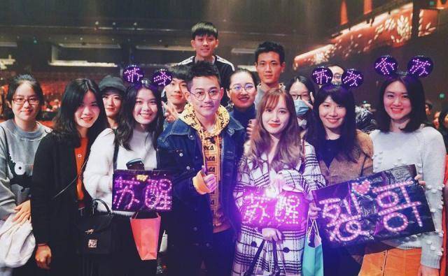 快男苏醒虽在国内已“过气”，回悉尼演出人气火爆，让他受宠若惊（word上下页）