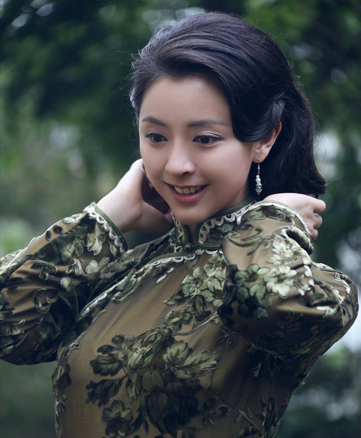 2014年世界杯的时候,黄小蕾还化身足球宝贝.