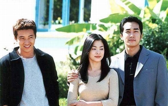 那些年因为宋慧乔而认识的偶巴,这十位男星,和她都是cp感满满_蓝色