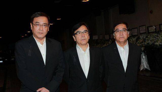 明明是同一个妈生的,姜大卫,尔冬升,秦沛为什么三个人个三姓?