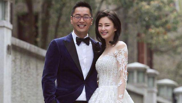 张雨绮和现男友前夫同坐飞机!袁巴元张钱豪聊1小时_故事_网友_对象