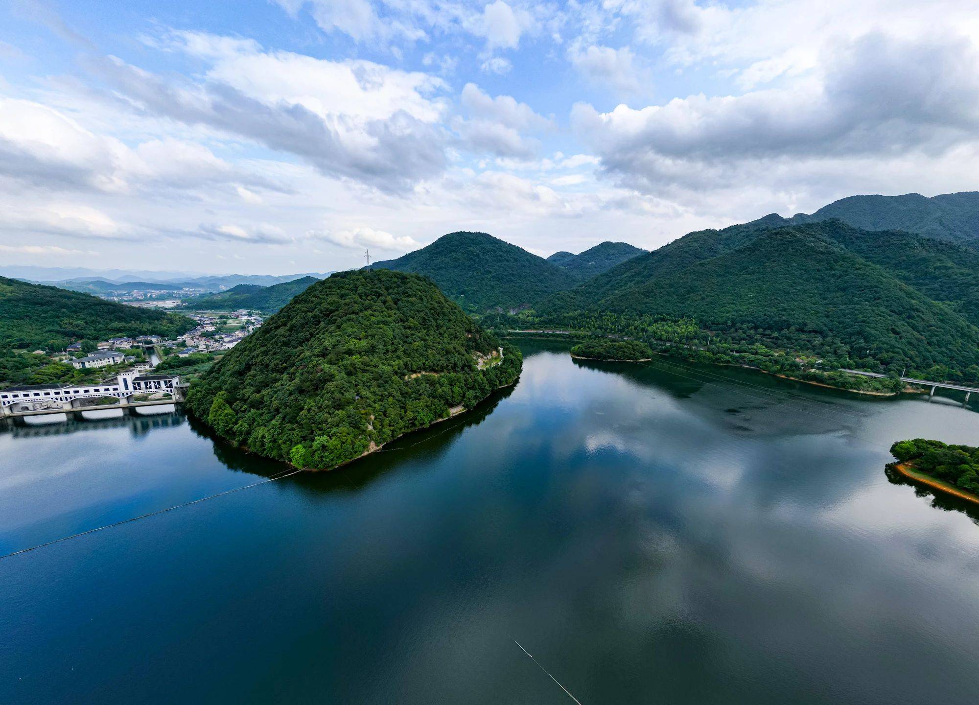 【富阳亚运游】探亚运场馆,露营烧烤,溶洞探险,领略富阳之美_杭州