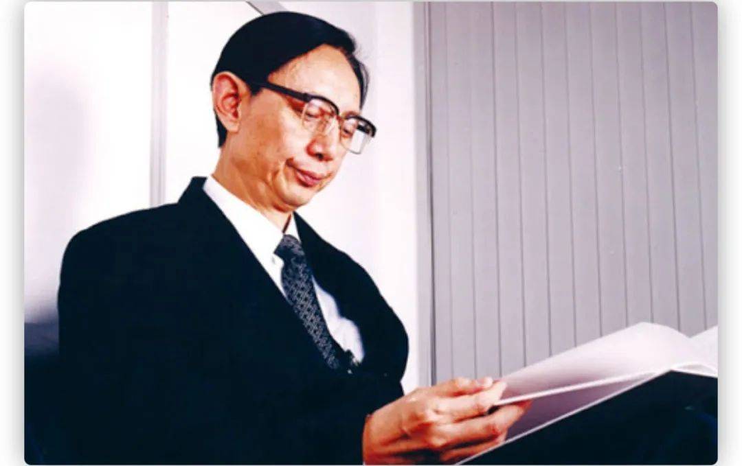 国家传来了"禁摩令",尹明善再次做了一个大胆的决定,他要带领力帆集团