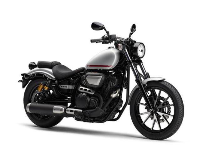 重量级太子摩托车,配60度夹角v型双缸发动机,座高690mm,颜值高_搜狐